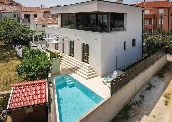 Villa Olala - Private Pool, Wonderful Sea View Premantura